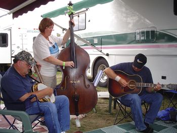 Jammin_at_the_Lakes_Bluegrass_Festival2
