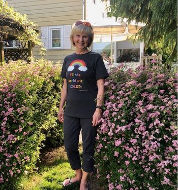 Mom looking great in her new Tee.
