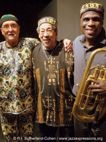 The Untempered Trio, from left to right: Bill Cole, Warren Smith and Joseph Daly by R.I. Sutherland-Cohen / www.jazzexpressions.org
