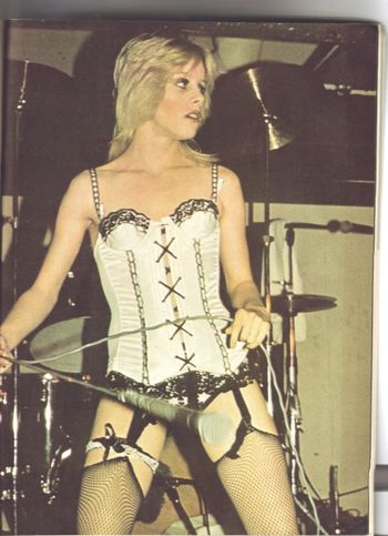 Cherie_Currie_10
