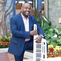 Date Night featuring National Recording Artist/Pianist Kevin Howard