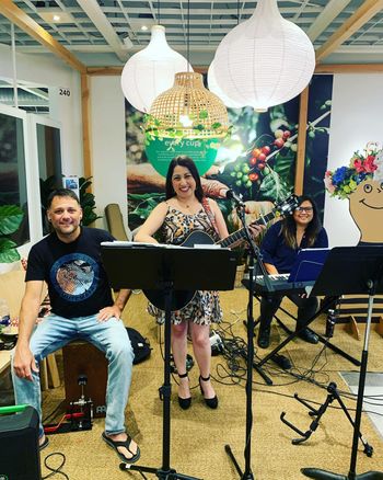 Dina Valenz and the Lemon Drops live at IKEA Costa Mesa
