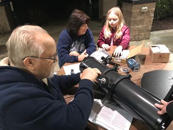 CHUCK REPAIRING A TELESCOPE FOR MEMBERS
