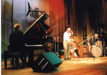 Trio in Russia - Victor Dvoskin - Bill Goodwin
