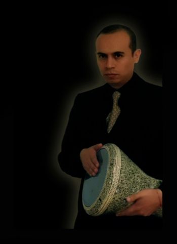 Hernan Ergueta (2011) Darbuka
