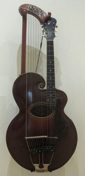1918 Gibson Style U Harp Guitar
