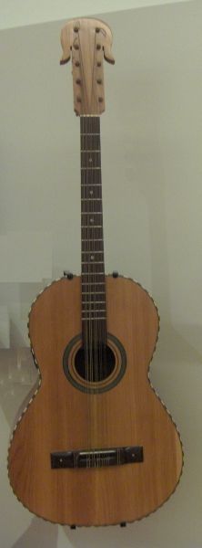 Bajo Quinto 10 string made in Mexico (20th century)
