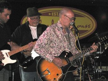 CD release party 2 With Gib and Mark, Elmdale House, May 27 2012
