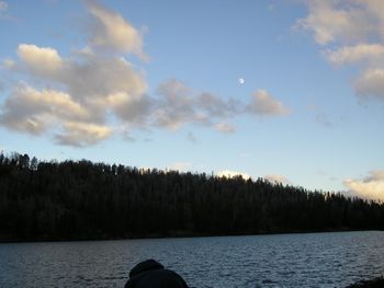 Moon_At_Dusk
