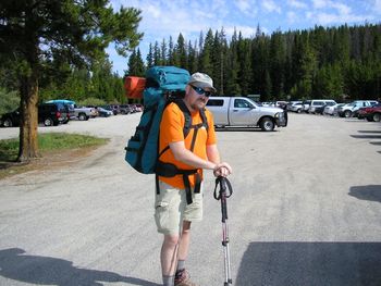 Dave_at_trailhead_start
