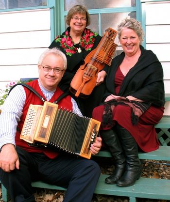 Ross with Cheryl Paschke and Marya Hart
