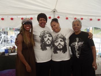 Honey with The Gospel Reunion Singers!!
