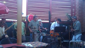 slacksnfriendsJT Impromptu jam during a Black Slacks Combo show on the Joe Taco patio, Amarillo. Got to play Woody's '52 P-bass!

