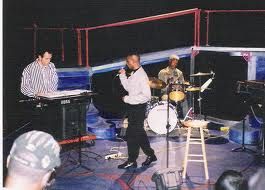 0 Mykael performing at "Sentimental" Release Party
