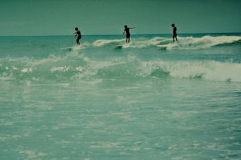 a beautiful clean offshore evening at the Cove.... The boys just cruising and havin' fun....no aggro...just a fun cruise....awesome!....Trev King..Dave Green & Lyall wheeler
