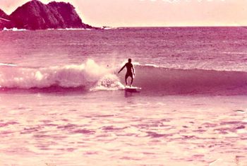 Mike Cooney surfing a nice left-hander .....somewhere!!!! Could never quite figure out where this is!...got any ideas?....possibly Parepare!!
