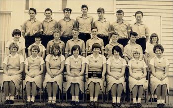 i cant believe Ken Beehre and Doug Ferguson were still going to school in '66 ... Ken and Doug middle row....is that Bob (Earnest) Hemmingway top left...just kids..Ha!!!.....i remember Wayne (Parkes) making it very clear to me once that i was an old bugger...Ha!!...sheeesh..Tui & Tim Murdock must have been geriatrics...Ha!
