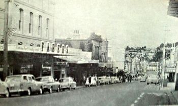 Advocate photo 1965...looking down Bank street... Whangarei hits 20,000...1965
