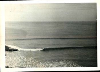 first point Ahipara ...and empty waves... no one out.... and lines to to horizon...
