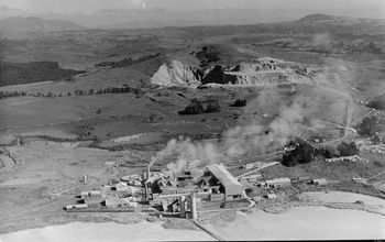 Wilsons NZ Portland Cement Co.....1962 we'd pump all the sludge into the harbour....
