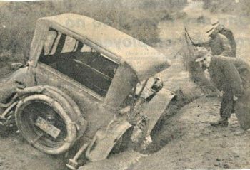 Hokianga Heads...heading out to the beach for a surf...Ha!...1929 ..i think their ...ahh ..kinda bogged..Ha!!
