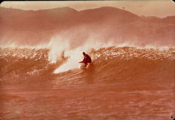 Clive (Smart) sittin pretty..on a beautiful Sandy's left...Autumn of '72 looks like in the north corner which can really jack-up!!...
