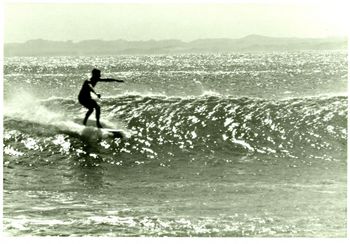 Shipwreck Bay ..summer of '66...flying down the line...awesome!!... A photo from Trevor Kings collection.....looks an awful lot like Trevor to me!!!!...there may have been a half-a-dozen other guys in the water this day....but very unlikely anyone further around the point!!!....
