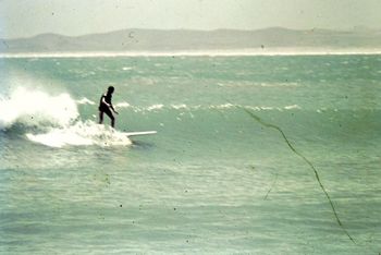 Ian Mclean on a beautiful Ahipara longboard wave!!
