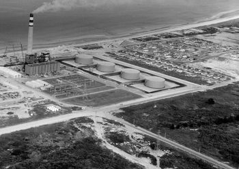 Power Station ...late 1968... Those classic waves only lasted a couple of years.....but we've always had great banks down by the racecourse....
