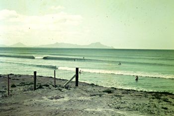Autumn 1968...some of the clubbies catch a few nice little waves in front of the new clubhouse.. oh those classic Waipu high tide banks...awesome!!..
