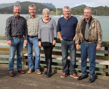 Current photo of the King clan ...June 2014.... still lookin' pretty dam good....celebrating at Parua Bay pub.....what would have been 'Mum Kings' 100th birthday....Mike setting the standard for his siblings (tie on)....Ha!!
