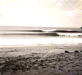 January '64 and we get our first look at Pataua...awesome!! the banks were just so good in those early days...sometimes on high tide we would get a perfect peak!!.......just a 30 minute drive from Whangarei....
