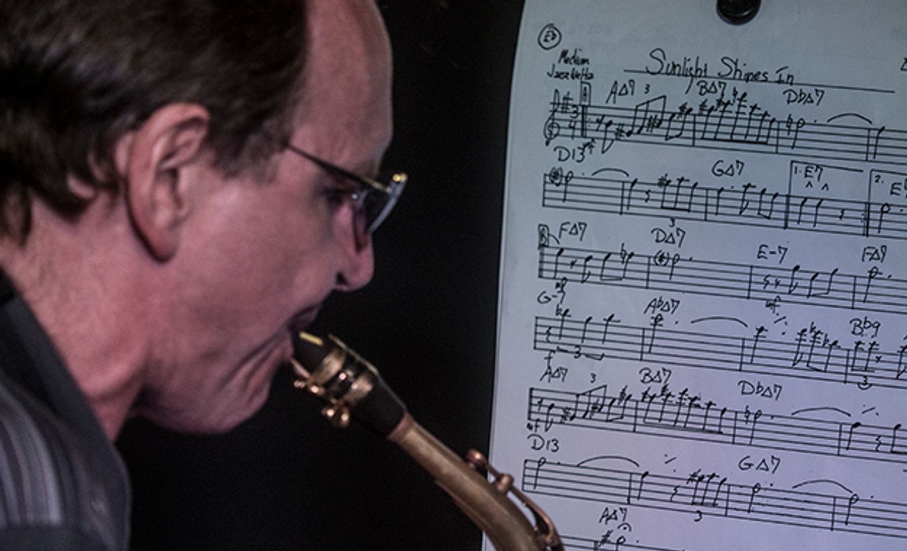 PETER LEWIS作 Kyosho 1:64 Circuit Wolf Nissan Fairlady Z 432R -White