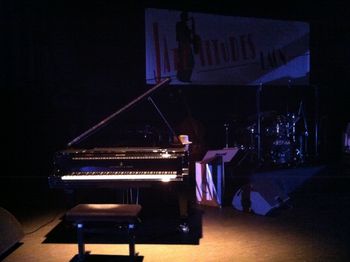 I liked the lighting of the piano.  Jazz'titudes Festival, Laon, France
