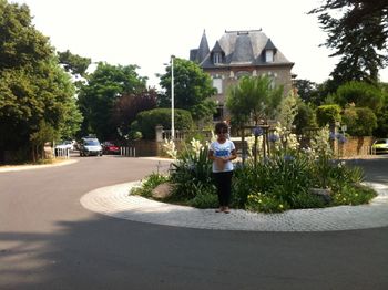 Leslie explores La Baule, France.
