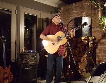 at Scott Martin house concert_8-10-19 credit: Nancy K Dillon
