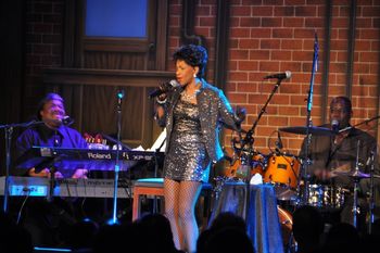 Melba_singing_I_m_On_Your_Side
