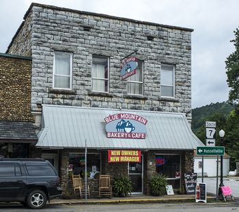 The Blue Mountain Jasper, Arkansas
