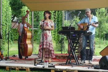 Zomerkriebels Festival, Beerze Brouwerij, Vessem, June 11 2017. Photo 2 by Petra Valkenburg.
