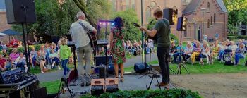 Grimhuysenpark, August 8. Photo 1 by Wessel Keizer.
