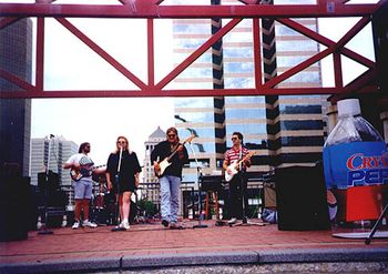 Blackdog Blues in St. Louis w/Pamela Devine & Lee Bowers
