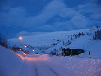 Akureyri-at-night
