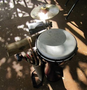 Island Drum Kit
