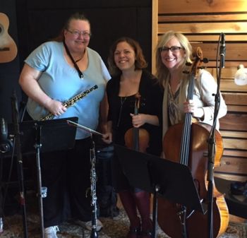 The Brilliant Ones! Kris Klavik - Oboe, Jenny Estrin - Violin, Heather Blackburn - Cello.
