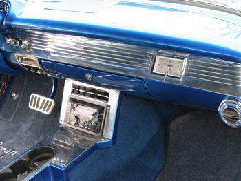 custom_console_with_aluminum_billet_dash_and_ac_ducts_3000
