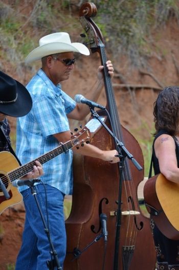 Steve @ Concert in the Canyon Photo by Kathie Williams
