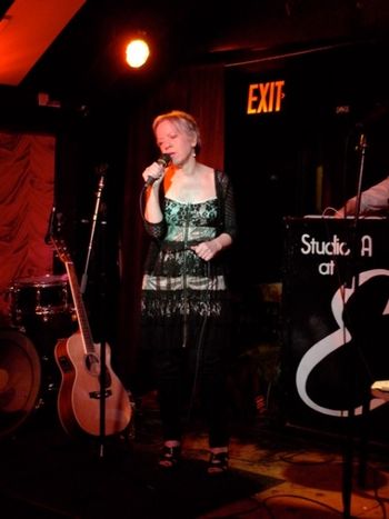 In the Mood: Mary Lyn at Ella Lounge, 2013. Photo by Terry Bisbee.
