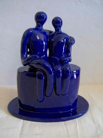 Blue_couple_front
