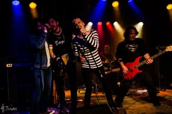 JASON BACKING VOCALS AT SULLY HALL Photo by Nick Bakin
