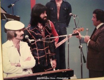 Bruce  Blackman, Bo Wagner & Mike Douglas The Mike Douglas Show - Philadelphia, 1976
